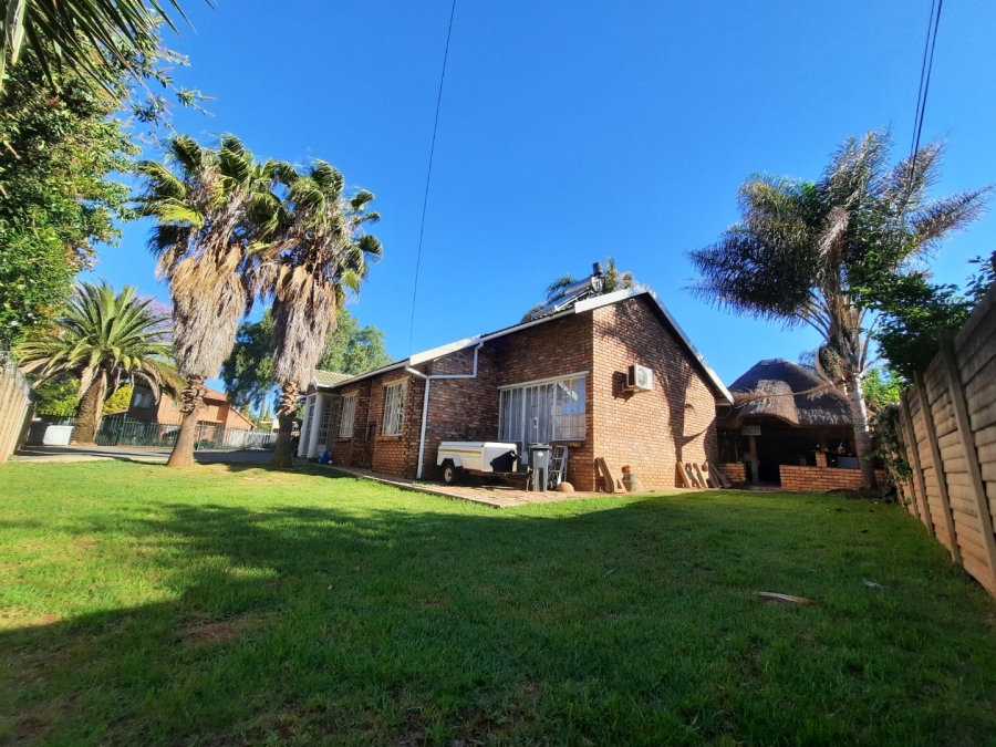 3 Bedroom Property for Sale in Highveld Gauteng