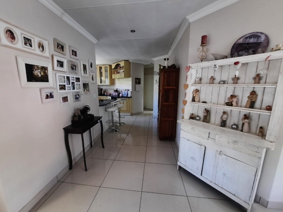 3 Bedroom Property for Sale in Highveld Gauteng