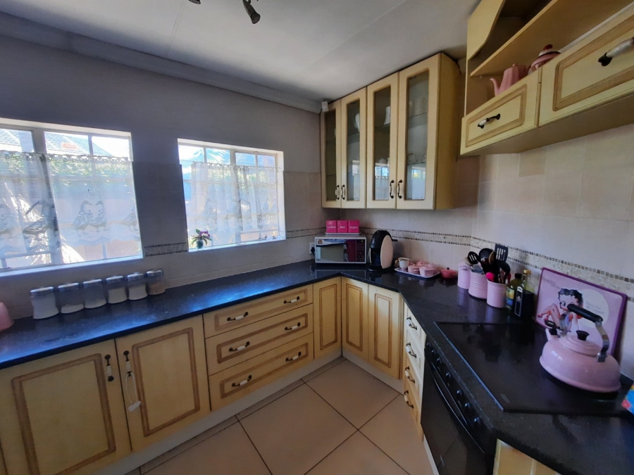 3 Bedroom Property for Sale in Highveld Gauteng