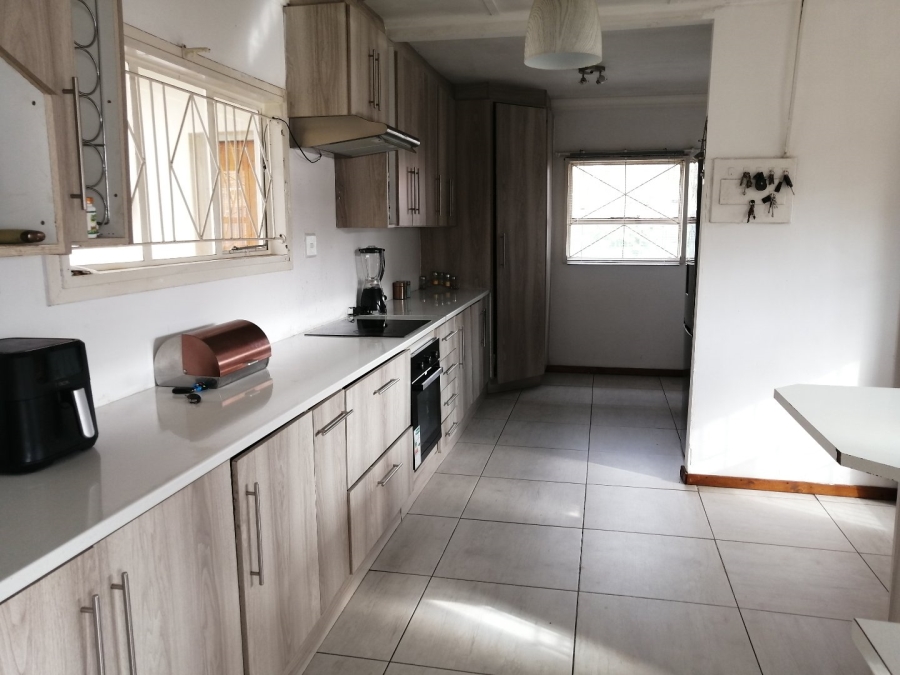 3 Bedroom Property for Sale in Lodeyko Gauteng