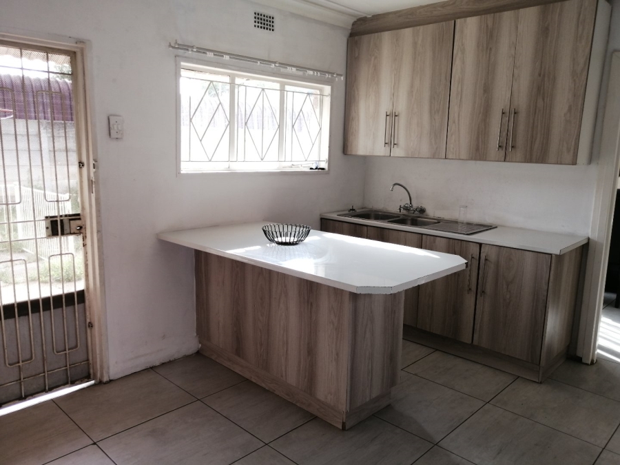 3 Bedroom Property for Sale in Lodeyko Gauteng