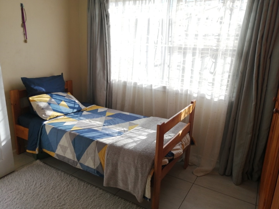 3 Bedroom Property for Sale in Lodeyko Gauteng