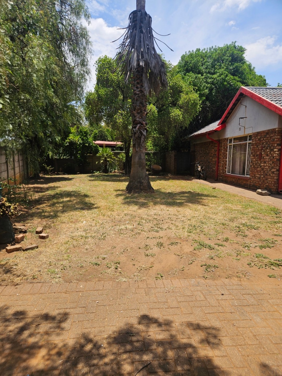 4 Bedroom Property for Sale in Vanderbijlpark Sw 2 Gauteng