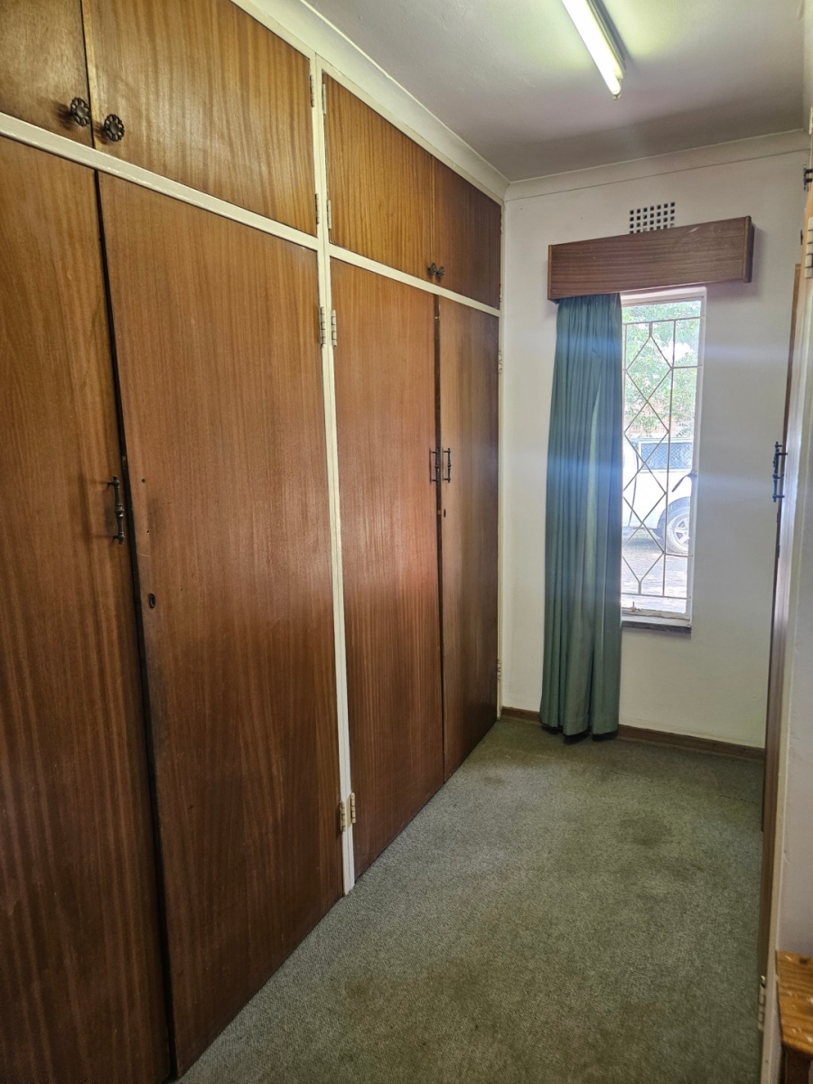 4 Bedroom Property for Sale in Vanderbijlpark Sw 2 Gauteng