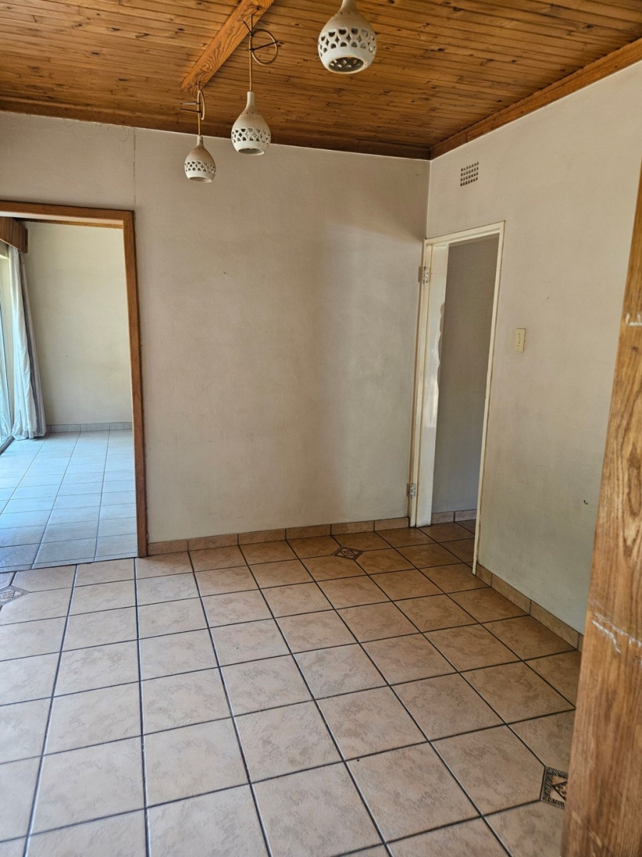 4 Bedroom Property for Sale in Vanderbijlpark Sw 2 Gauteng