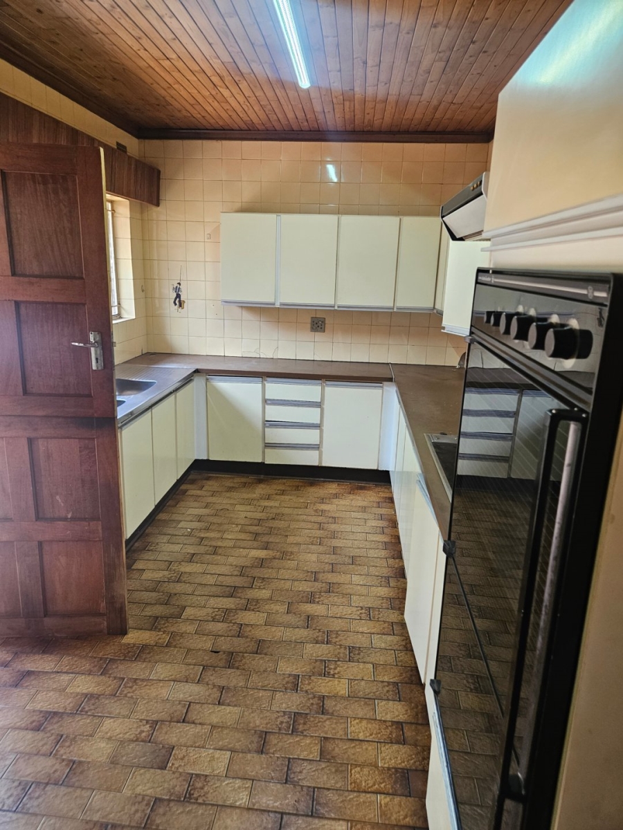 4 Bedroom Property for Sale in Vanderbijlpark Sw 2 Gauteng