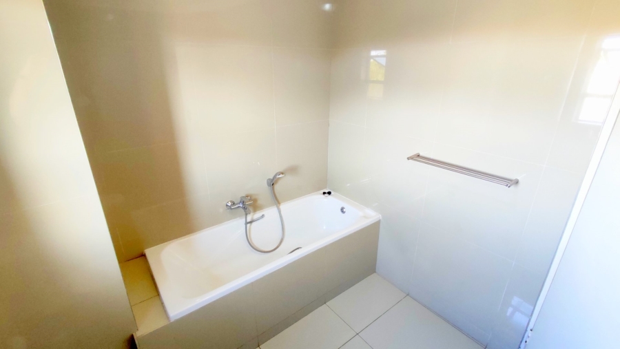 3 Bedroom Property for Sale in Heuwelsig Estate Gauteng