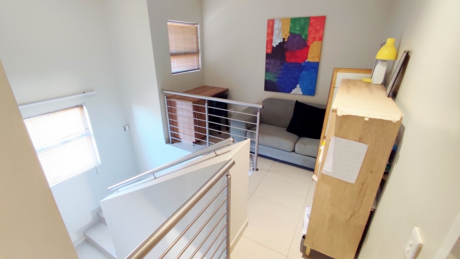 3 Bedroom Property for Sale in Heuwelsig Estate Gauteng