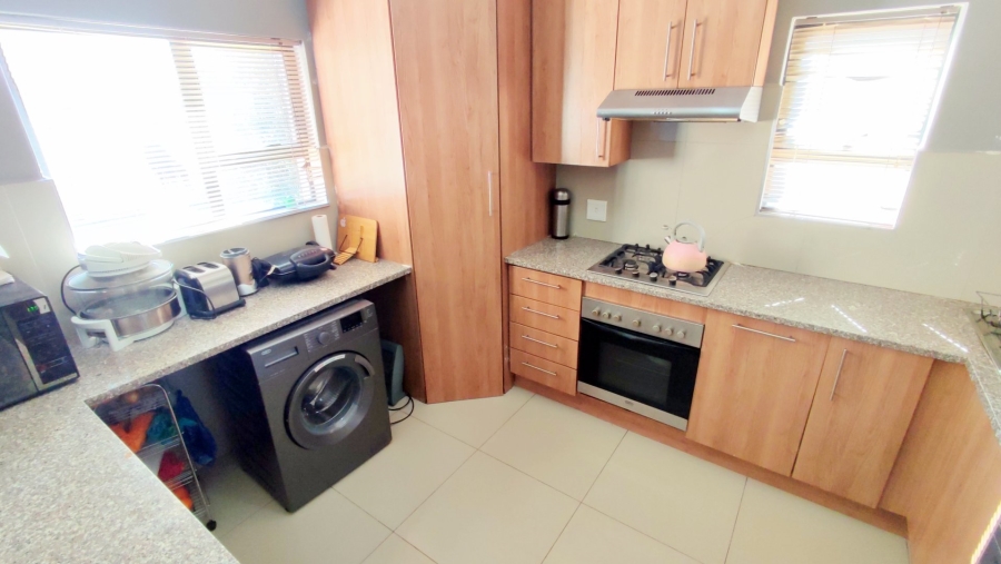 3 Bedroom Property for Sale in Heuwelsig Estate Gauteng