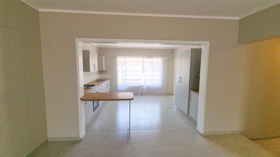 To Let 3 Bedroom Property for Rent in Waverley Gauteng