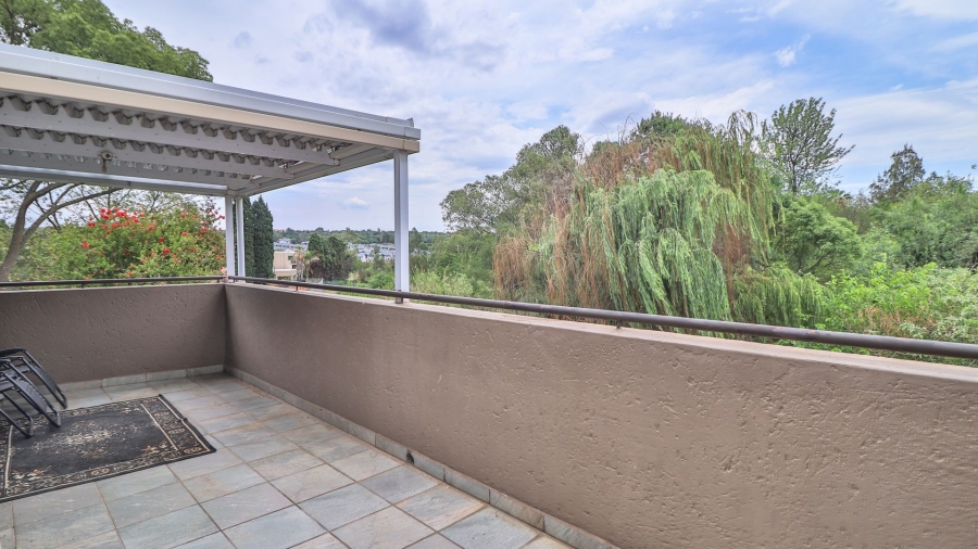 3 Bedroom Property for Sale in Bryanston Gauteng