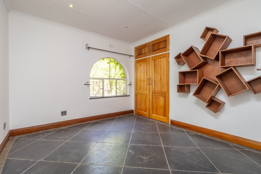  Bedroom Property for Sale in Lammermoor Gauteng