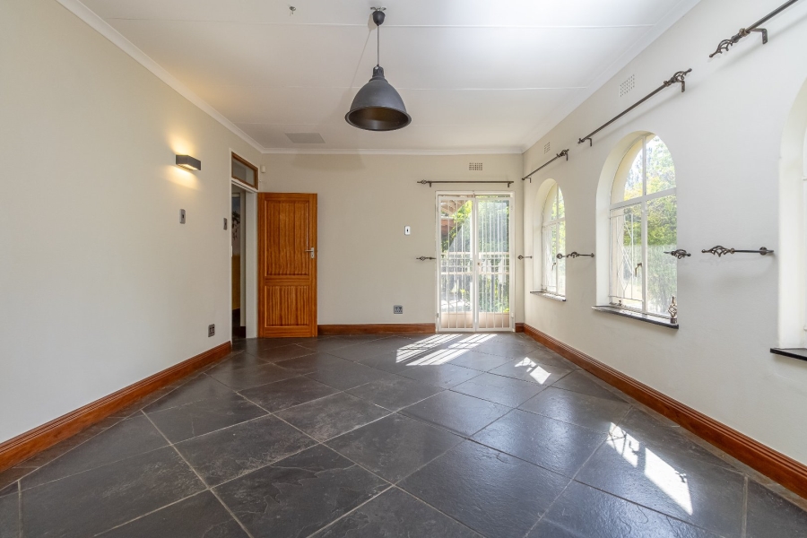  Bedroom Property for Sale in Lammermoor Gauteng