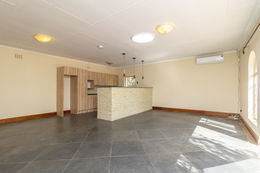  Bedroom Property for Sale in Lammermoor Gauteng