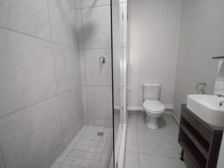 To Let 2 Bedroom Property for Rent in Bedfordview Gauteng