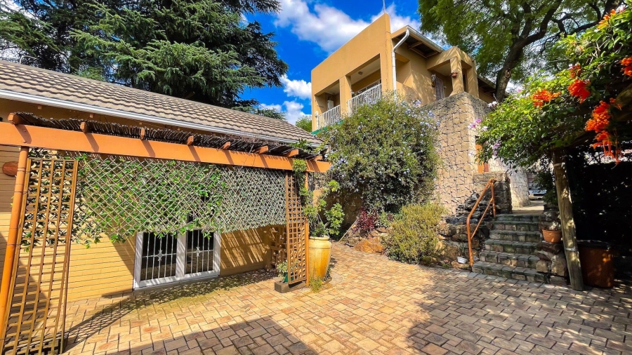 10 Bedroom Property for Sale in Kensington Gauteng