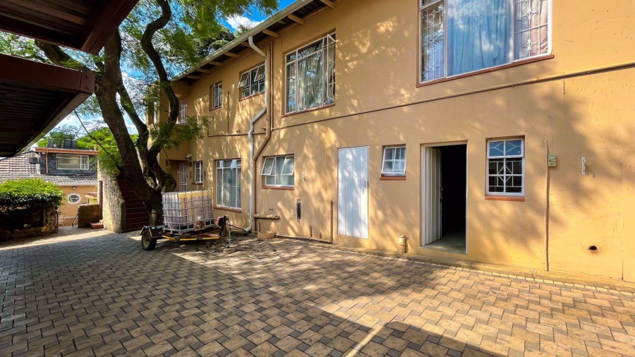 10 Bedroom Property for Sale in Kensington Gauteng