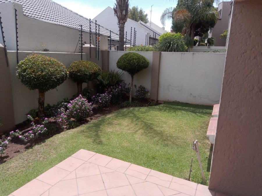 To Let 3 Bedroom Property for Rent in Dowerglen Ext 4 Gauteng