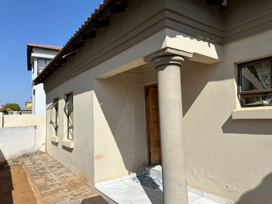 3 Bedroom Property for Sale in The Orchards Gauteng