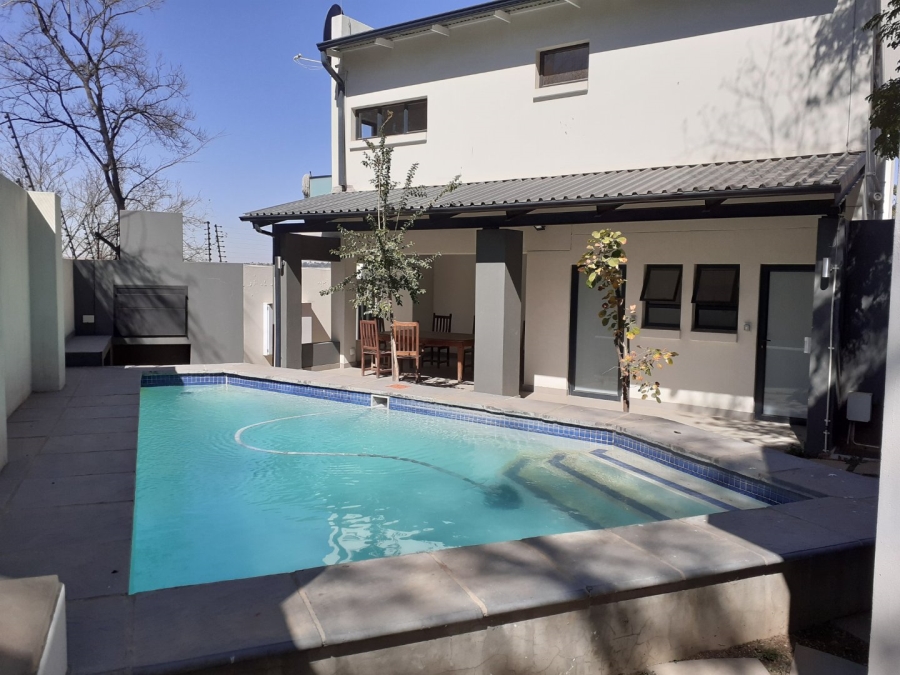 4 Bedroom Property for Sale in Bryanston Gauteng