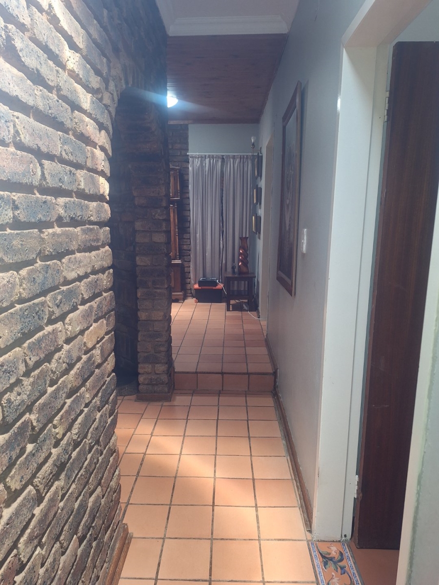 3 Bedroom Property for Sale in Dorandia Gauteng