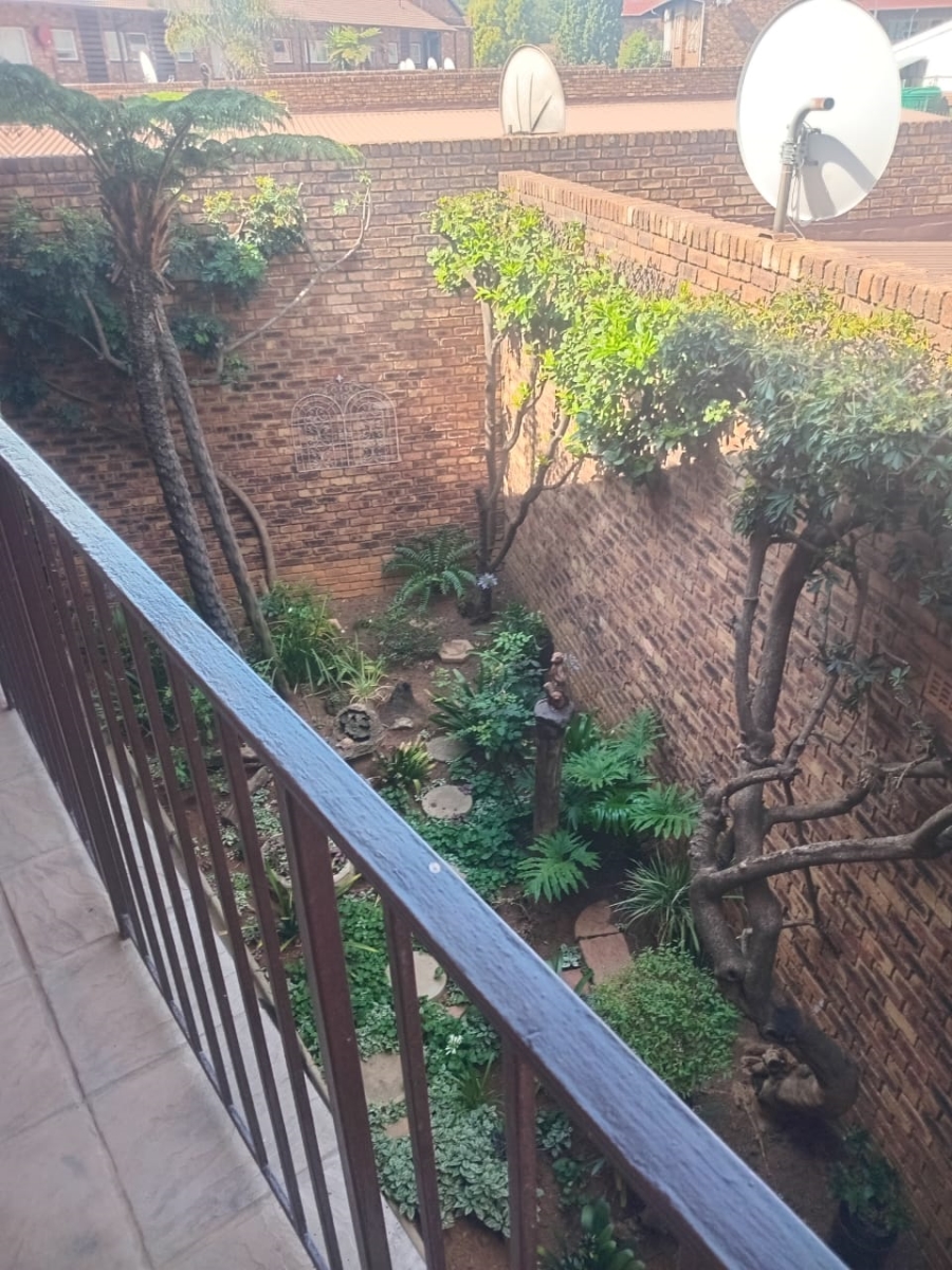 2 Bedroom Property for Sale in Albemarle Ext 1 Gauteng