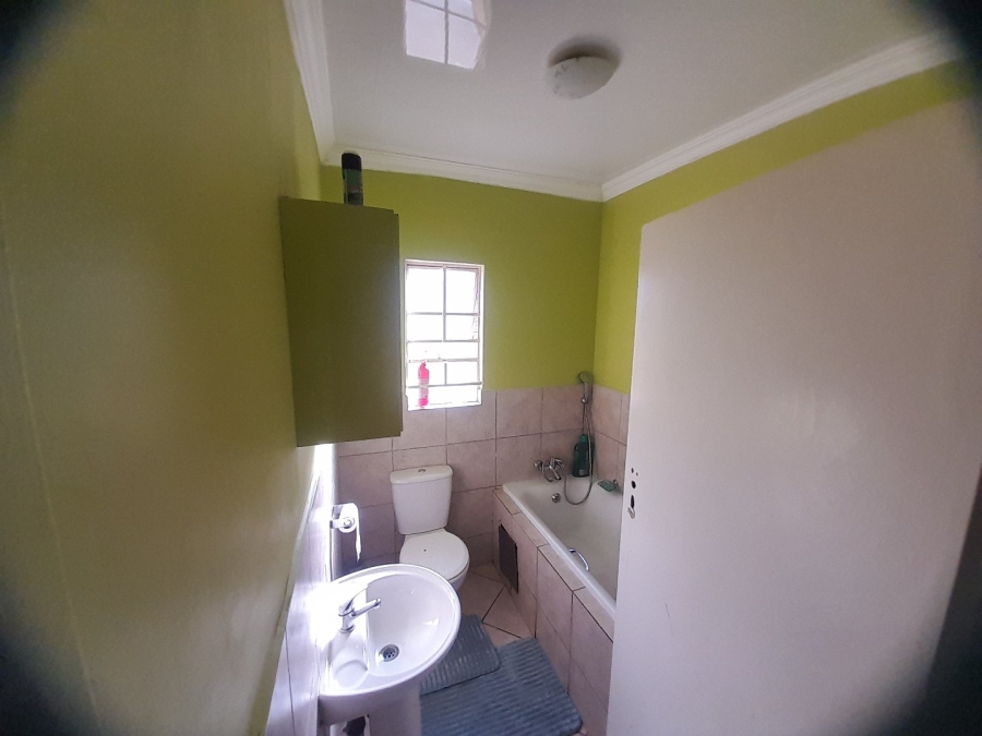 3 Bedroom Property for Sale in The Orchards Gauteng