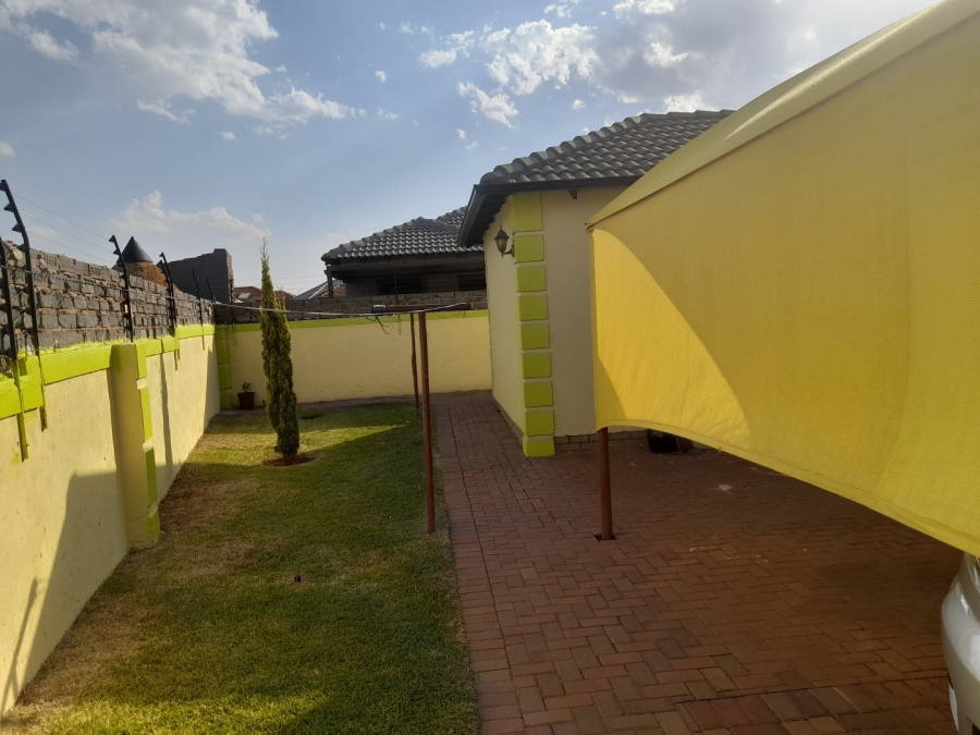 3 Bedroom Property for Sale in The Orchards Gauteng