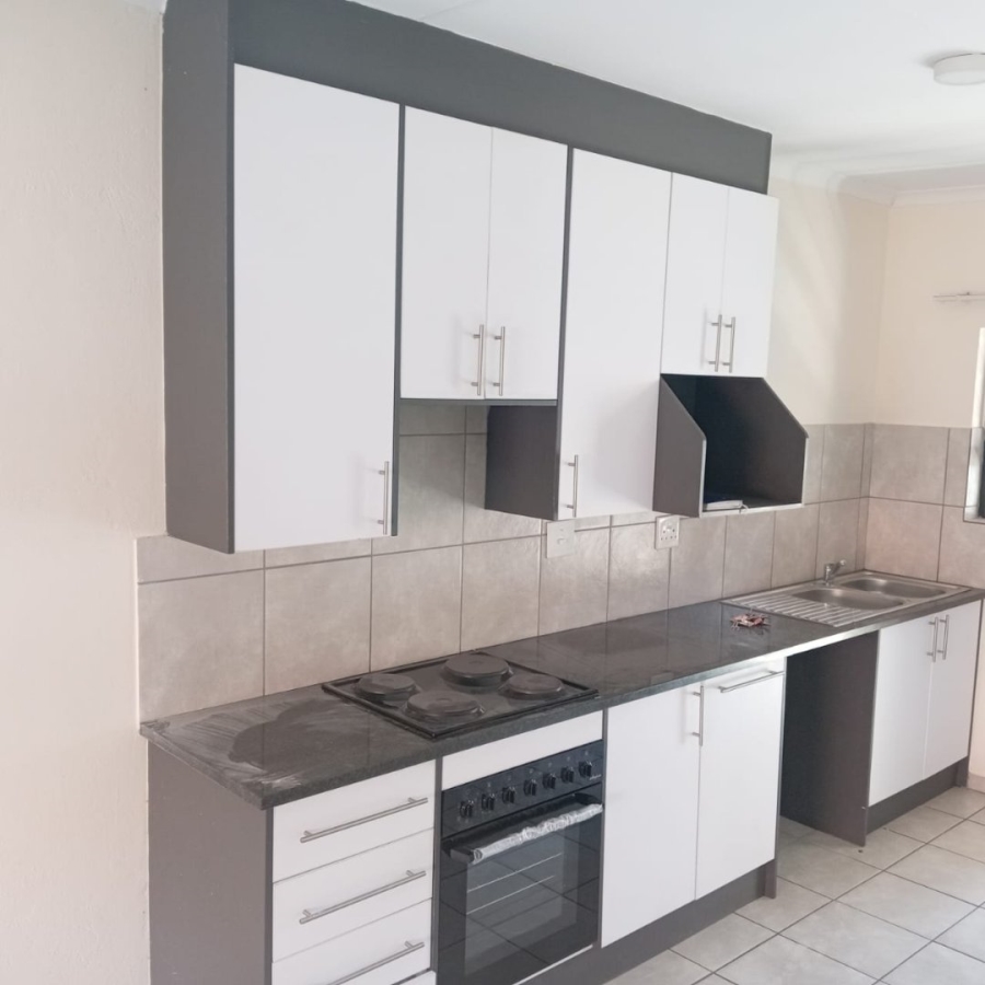 To Let  Bedroom Property for Rent in Benoni AH Gauteng