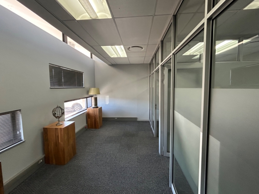 To Let commercial Property for Rent in Glen Eagle Estate Gauteng