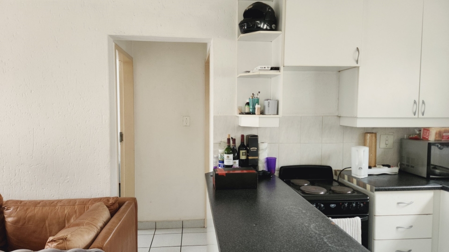 1 Bedroom Property for Sale in Bromhof Gauteng