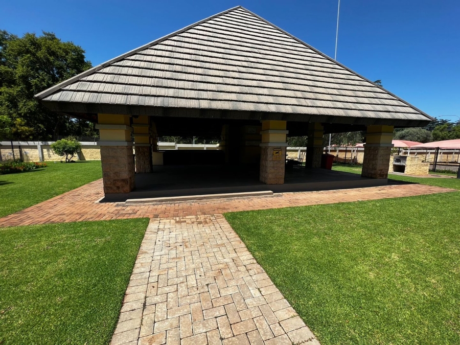 To Let 2 Bedroom Property for Rent in Clubview Gauteng