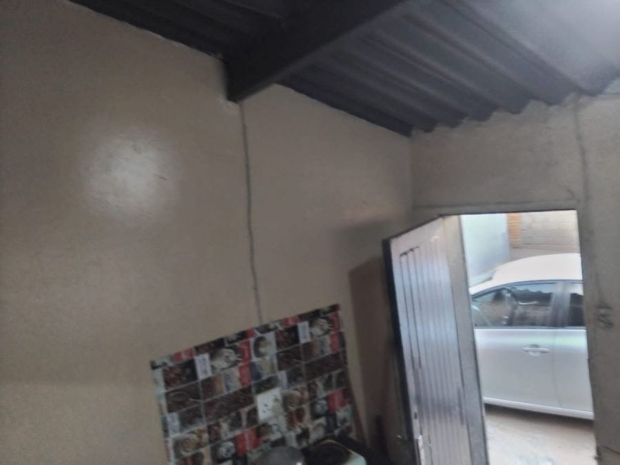 2 Bedroom Property for Sale in Tsakane Gauteng