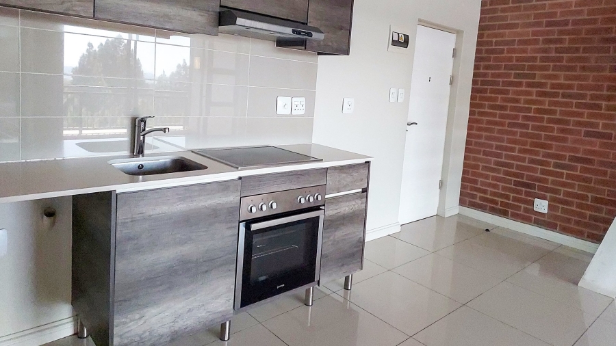 To Let 1 Bedroom Property for Rent in Crowthorne AH Gauteng