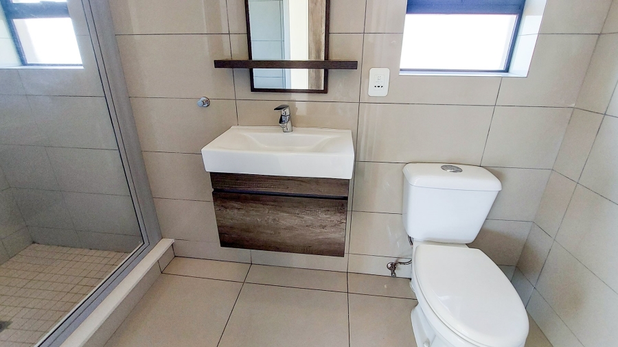 To Let 1 Bedroom Property for Rent in Crowthorne AH Gauteng