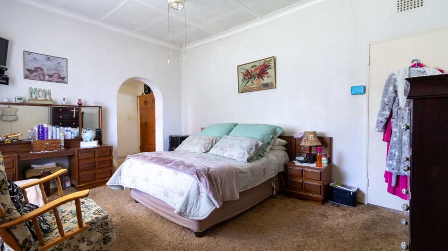 3 Bedroom Property for Sale in Robertsham Gauteng