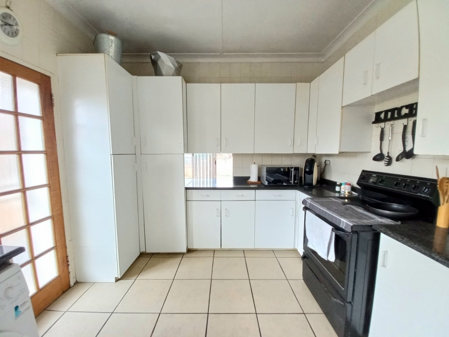 3 Bedroom Property for Sale in Homestead Gauteng