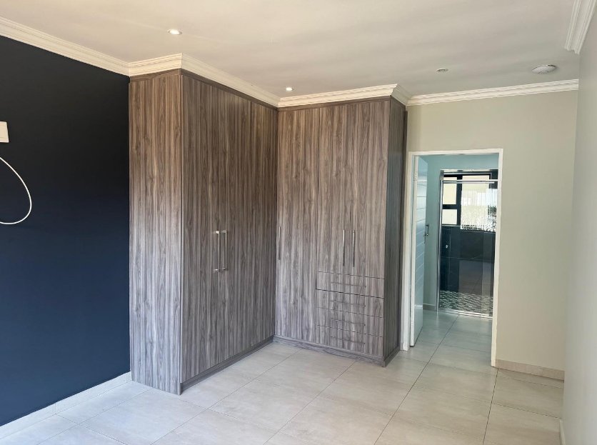 3 Bedroom Property for Sale in Highway Gardens Gauteng