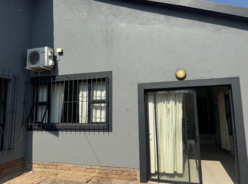 3 Bedroom Property for Sale in Highway Gardens Gauteng