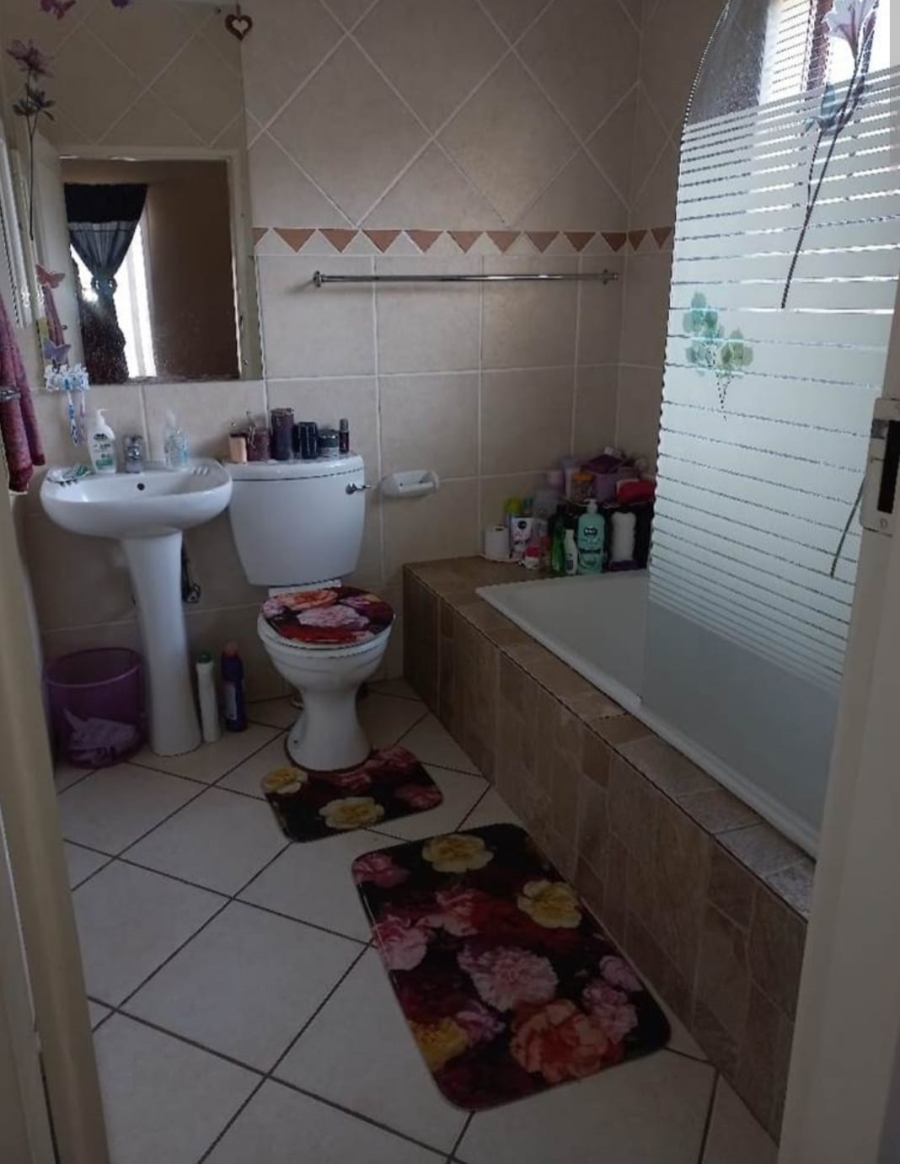 3 Bedroom Property for Sale in Valhalla Gauteng