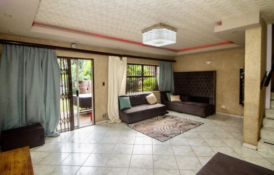 3 Bedroom Property for Sale in Meadowbrook Gauteng