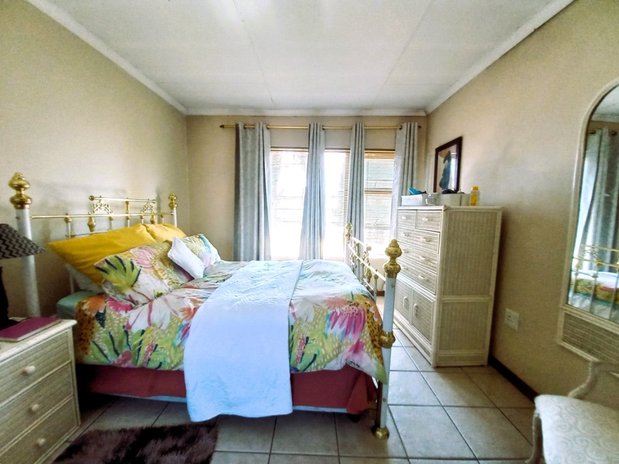 2 Bedroom Property for Sale in Klopperpark Gauteng