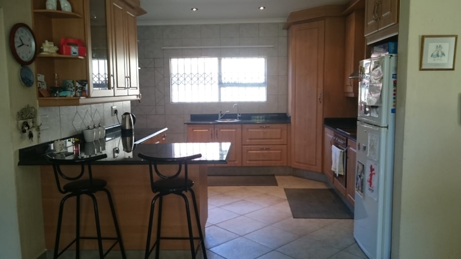 3 Bedroom Property for Sale in Bartlett Gauteng