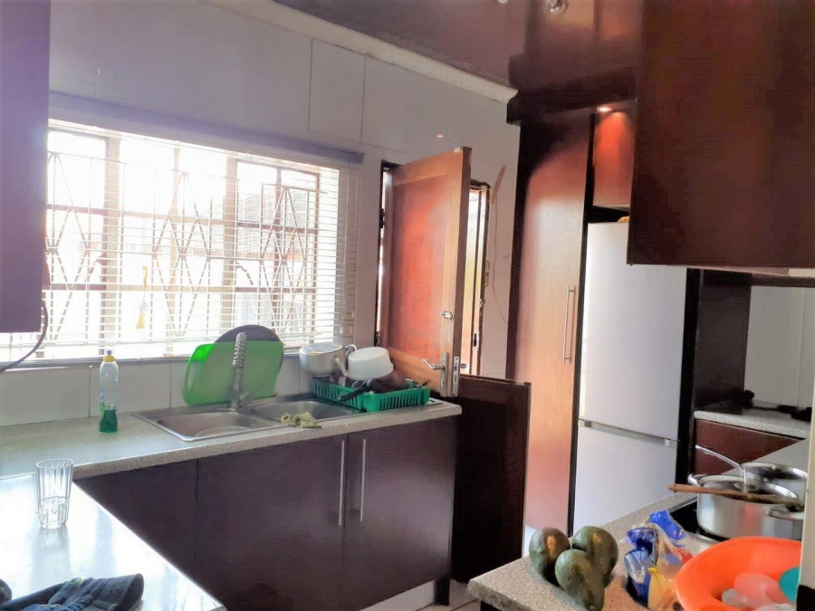 3 Bedroom Property for Sale in Zakariyya Park Gauteng