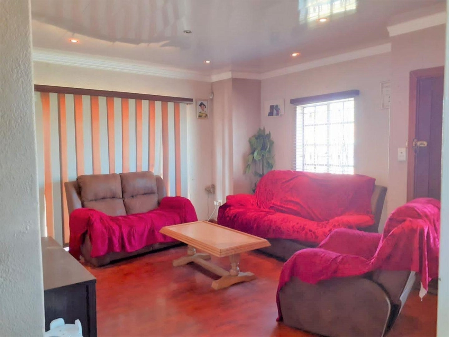 3 Bedroom Property for Sale in Zakariyya Park Gauteng