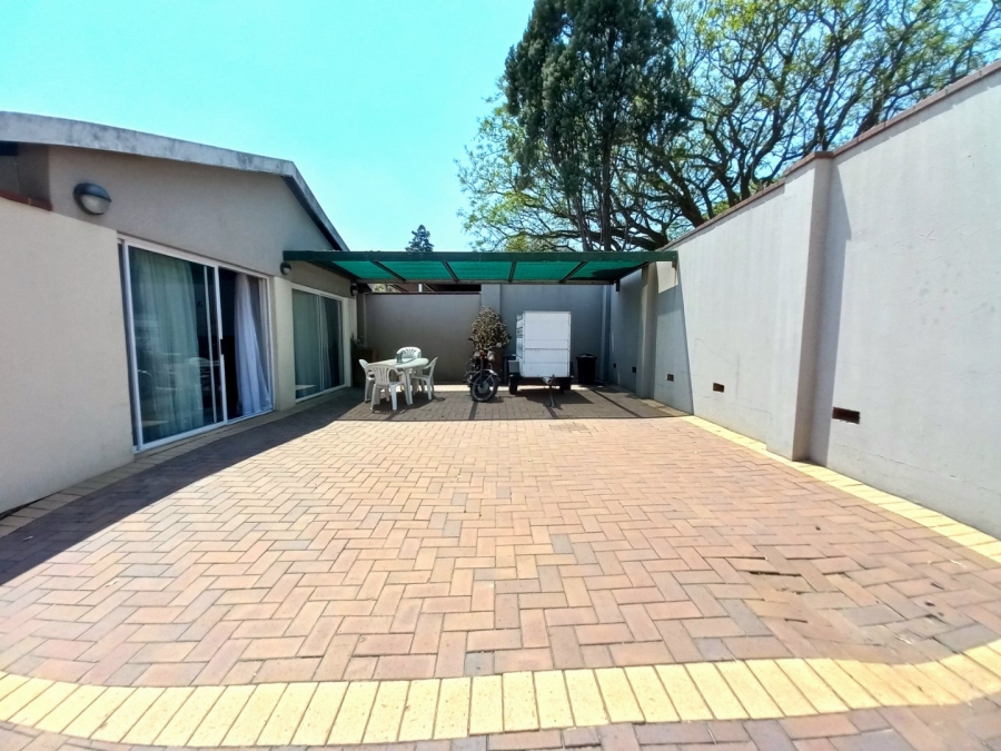 4 Bedroom Property for Sale in Edenvale Central Gauteng