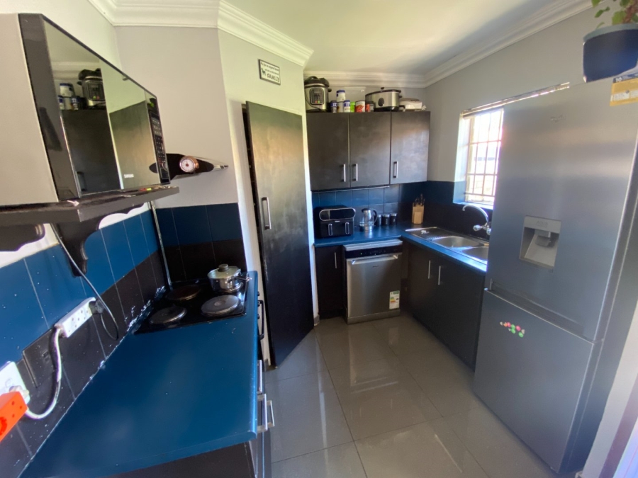 2 Bedroom Property for Sale in Highveld Gauteng