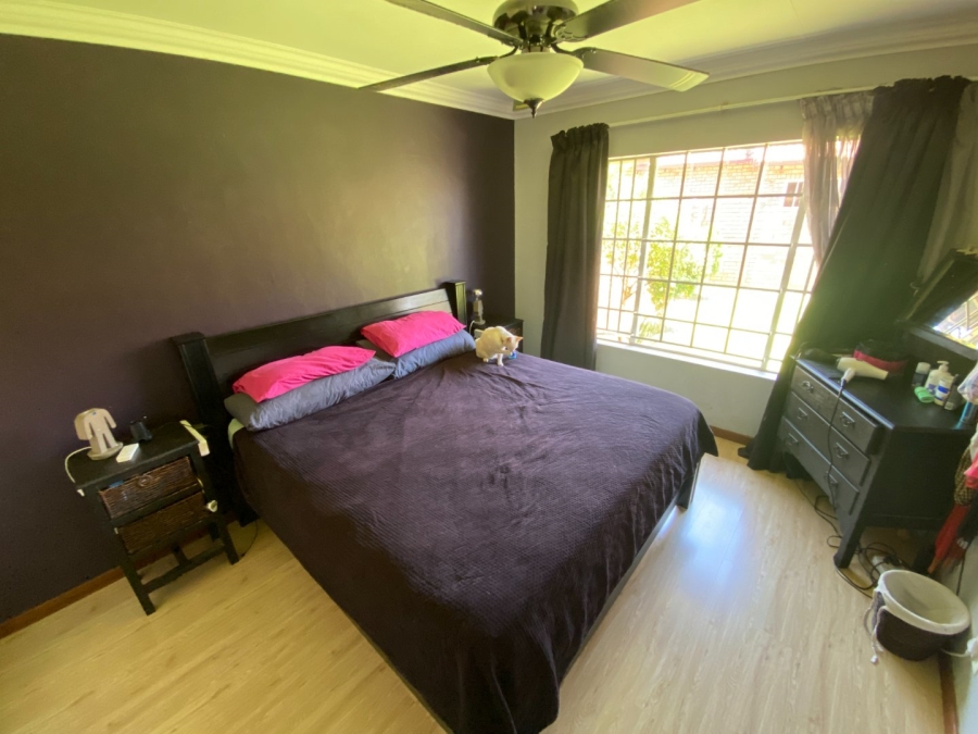 2 Bedroom Property for Sale in Highveld Gauteng