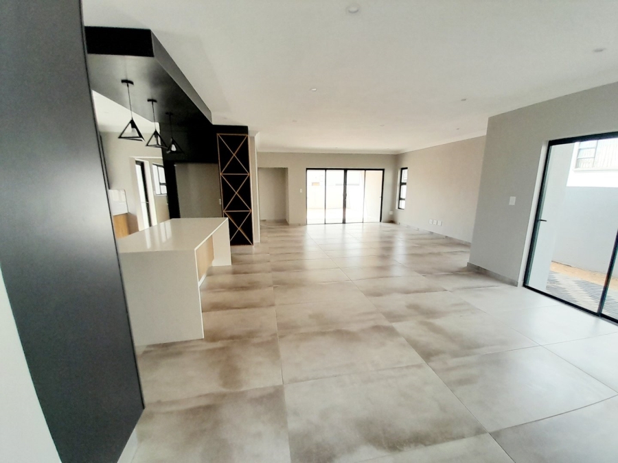 4 Bedroom Property for Sale in Roodepark Eco Estate Gauteng