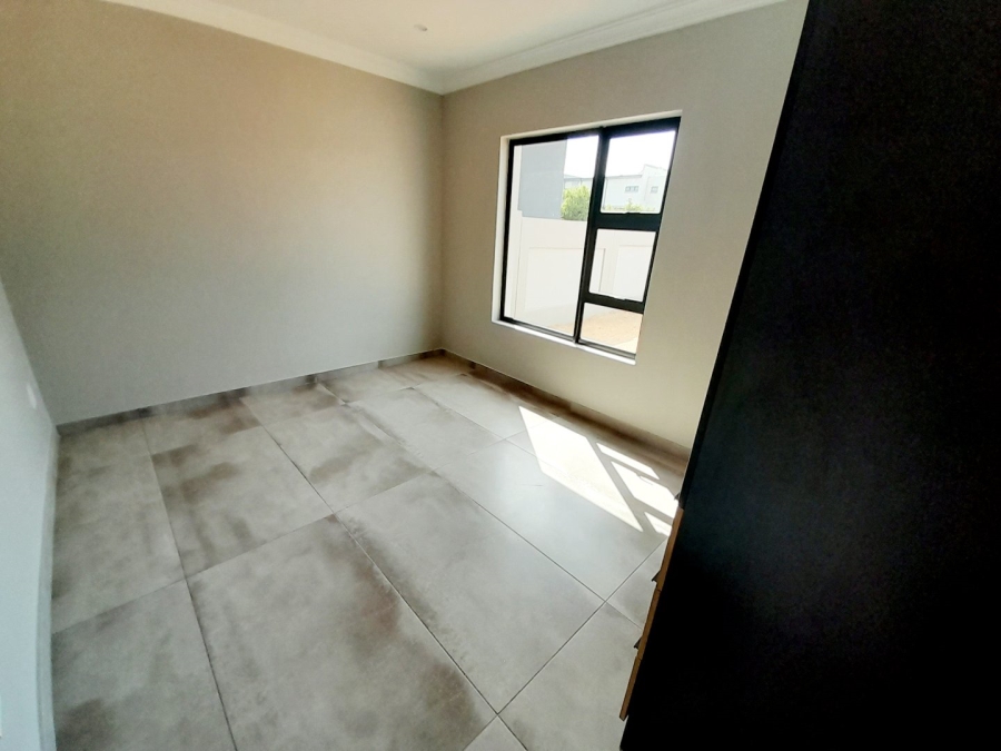 4 Bedroom Property for Sale in Roodepark Eco Estate Gauteng